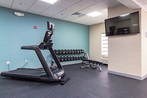 Hampton Inn & Suites Denton