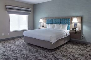 Hampton Inn & Suites Denton
