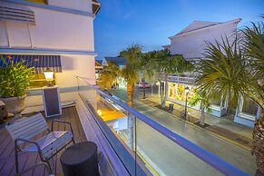 Pegasus International Hotel