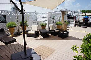 Pegasus International Hotel