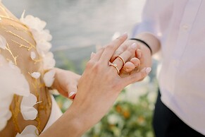 The Ritz-Carlton, Berlin