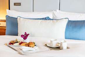 The Ritz-Carlton, Berlin