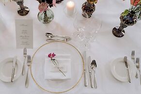 The Ritz-Carlton, Berlin