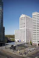 The Ritz-Carlton, Berlin