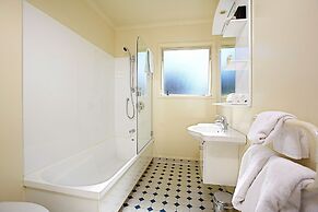 The White Morph - Heritage Collection