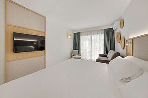 Occidental Cala Viñas