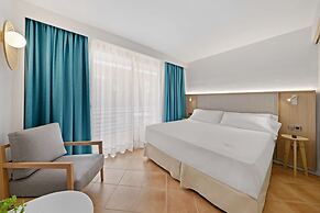 Occidental Cala Viñas