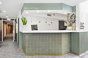 Ciloms Airport Lodge