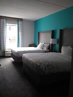 La Quinta Inn & Suites by Wyndham Jamestown