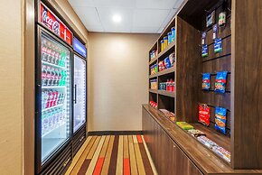 La Quinta Inn & Suites by Wyndham Jamestown