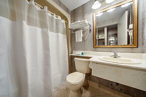 Monte Carlo Inn - Brampton Suites