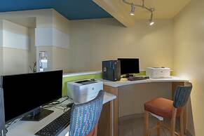 Sandcastle Resort On The Beach