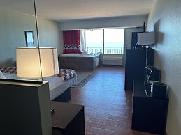 Sandcastle Resort On The Beach