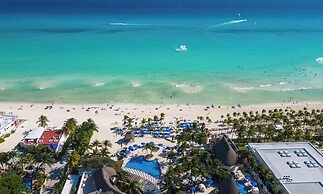 The Reef Coco Beach Resort & Spa- Optional All Inclusive