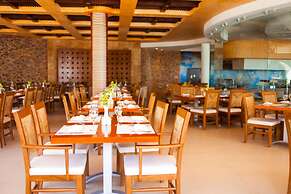 The Reef Coco Beach Resort & Spa- Optional All Inclusive