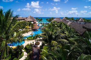 The Reef Coco Beach Resort & Spa- Optional All Inclusive