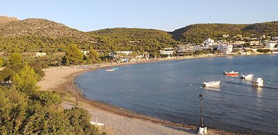 Kavos Bay Seafront Hotel
