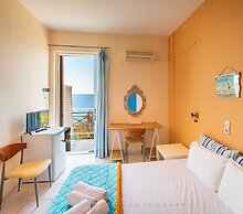 Kavos Bay Seafront Hotel