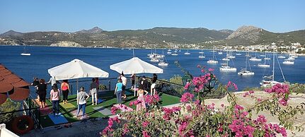 Kavos Bay Seafront Hotel