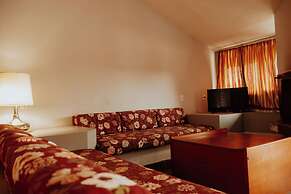 Plaza Inn Week Inn