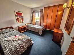 Plaza Inn Week Inn