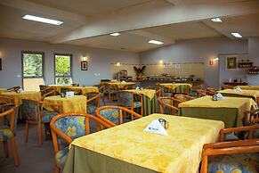 Plaza Inn Week Inn
