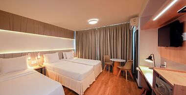 Mirasol Copacabana Hotel
