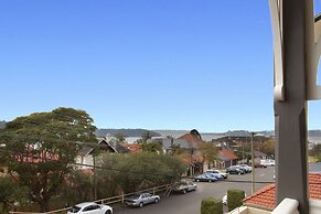 Cremorne Point Manor