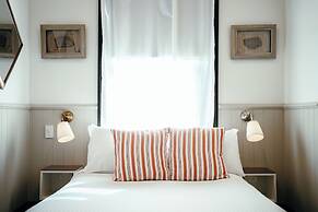 Cremorne Point Manor