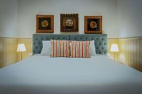 Cremorne Point Manor