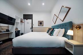 Cremorne Point Manor