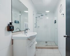 Cremorne Point Manor