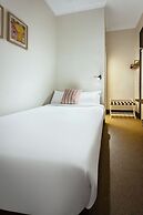 Cremorne Point Manor