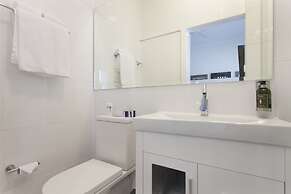 Cremorne Point Manor