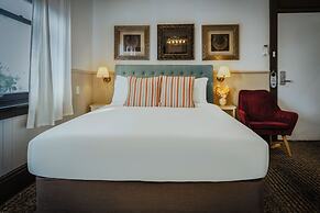 Cremorne Point Manor