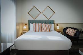 Cremorne Point Manor