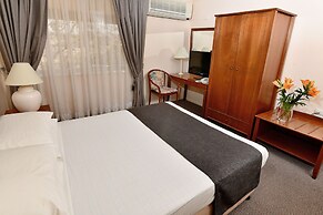 Burke and Wills Motor Inn