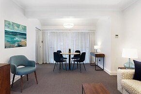 Killara Hotel & Suites
