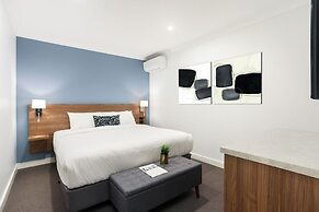 Killara Hotel & Suites