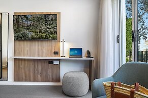 Killara Hotel & Suites