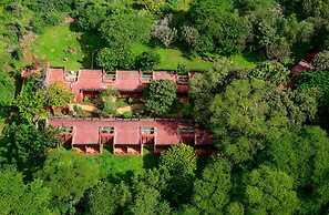 Amboseli Serena Safari Lodge