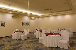 Sea Cliff Resort & Spa