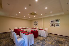 Sea Cliff Resort & Spa