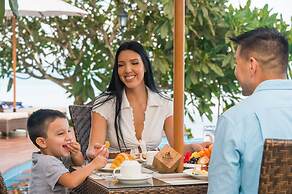 Sea Cliff Resort & Spa