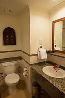 Sea Cliff Resort & Spa