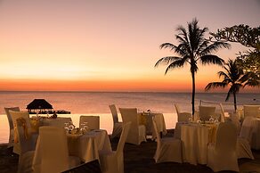 Sea Cliff Resort & Spa