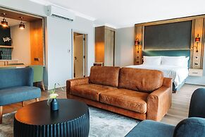 Emerald Resort & Casino