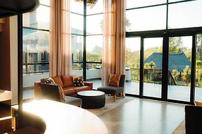 Emerald Resort & Casino