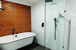 Emerald Resort & Casino