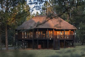 Emerald Resort & Casino